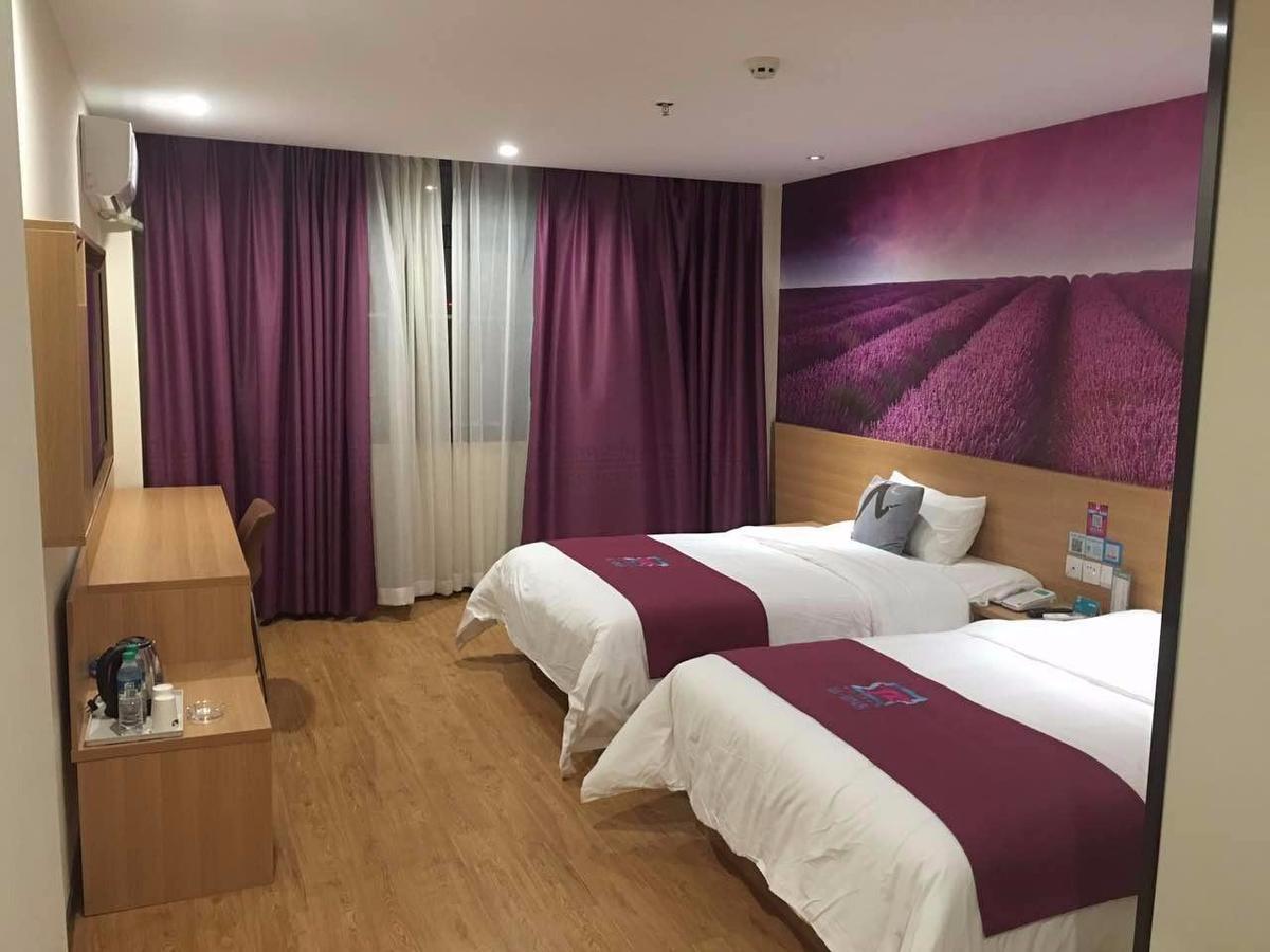 Pai Hotel Guiyang Fountain Modern Capital Екстер'єр фото