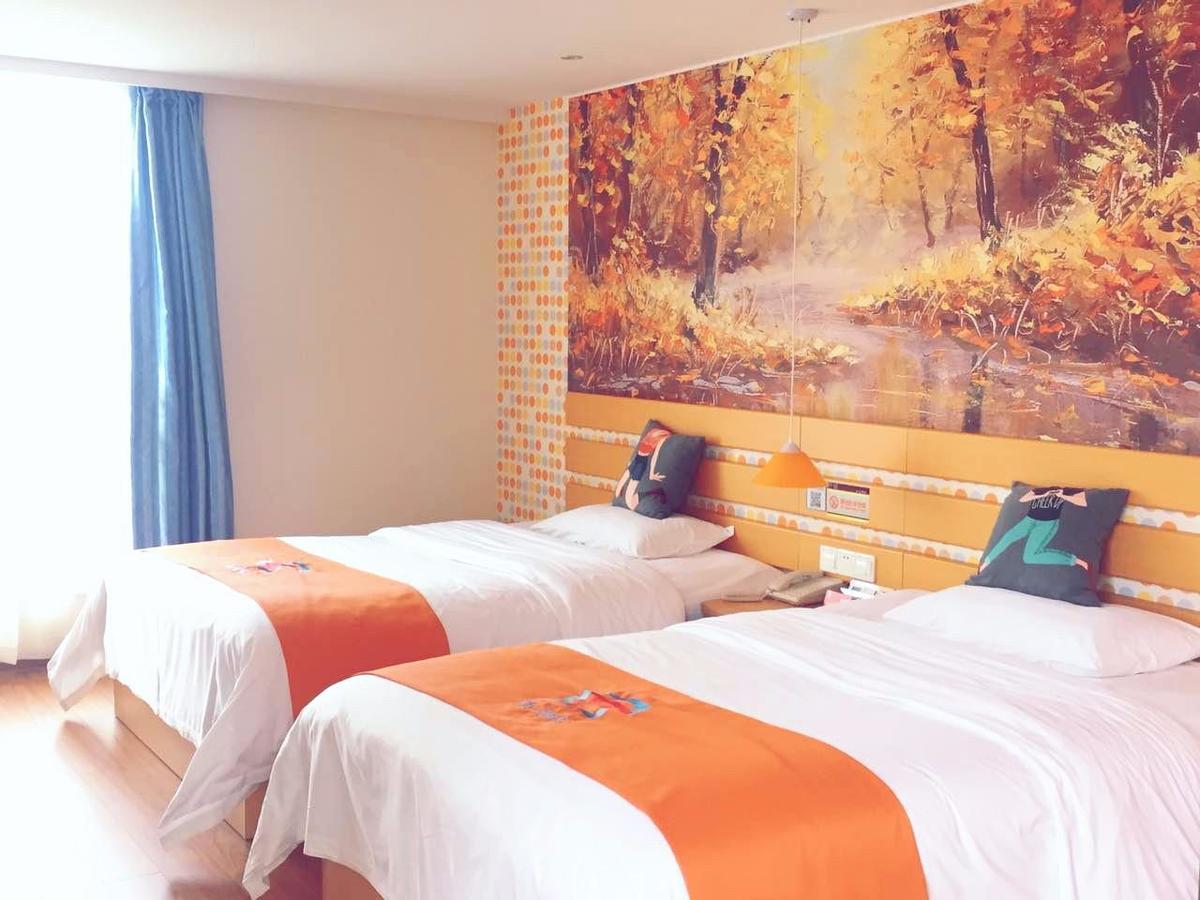 Pai Hotel Guiyang Fountain Modern Capital Екстер'єр фото
