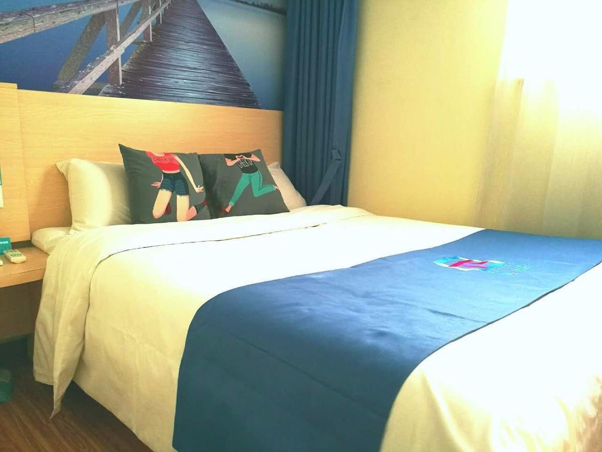 Pai Hotel Guiyang Fountain Modern Capital Екстер'єр фото